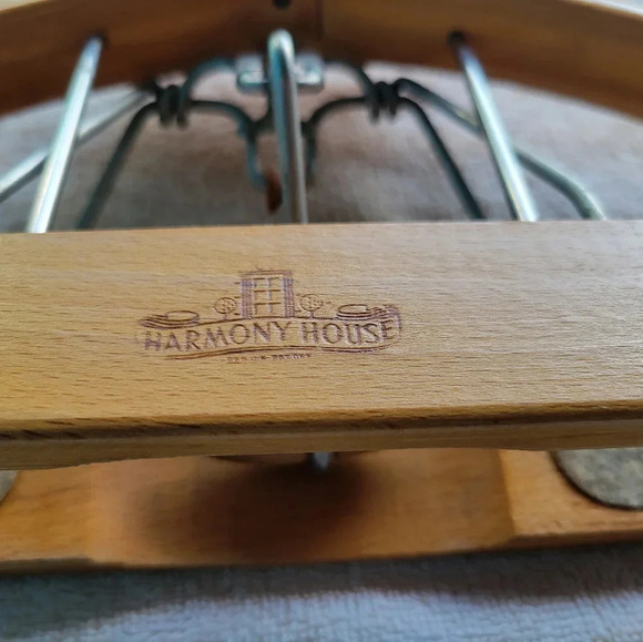 Vintage  Wooden Hanger Harmony House - Picture 3 of 9